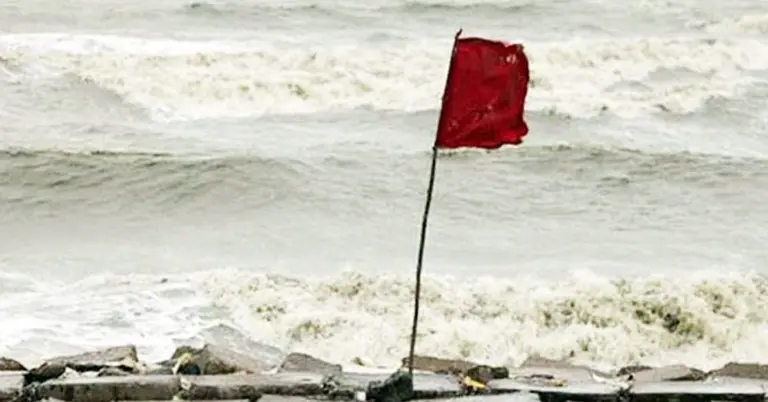 দেশের অভ্যন্তরীণ সব নদীবন্দরে ১ নম্বর সতর্কতা সংকেত